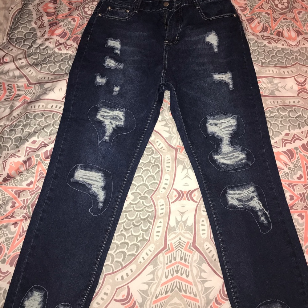 Capri distress jeans